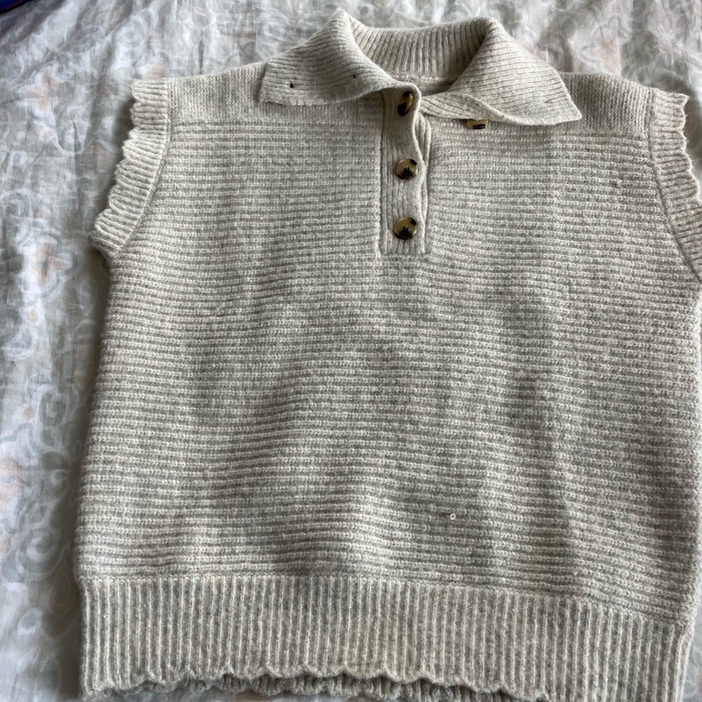 cute sweater top